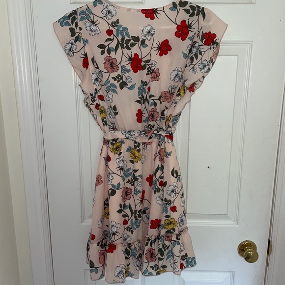 Floral wrap dress - Picture 3 of 4